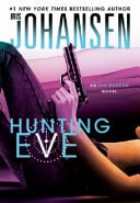 Hunting Eve by Iris Johansen - USED