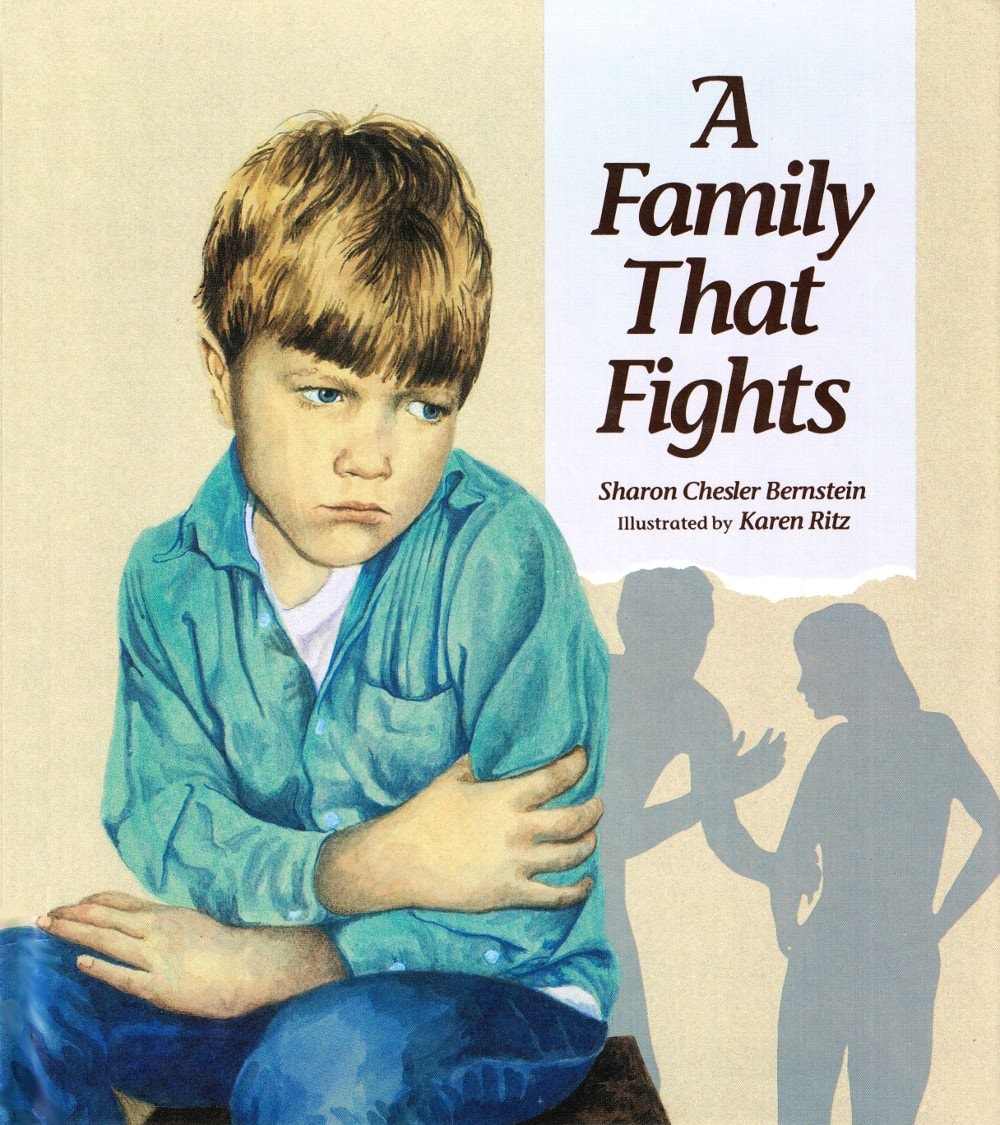 A Family That Fights by Sharon Chesler Bernstein Albert Whitman