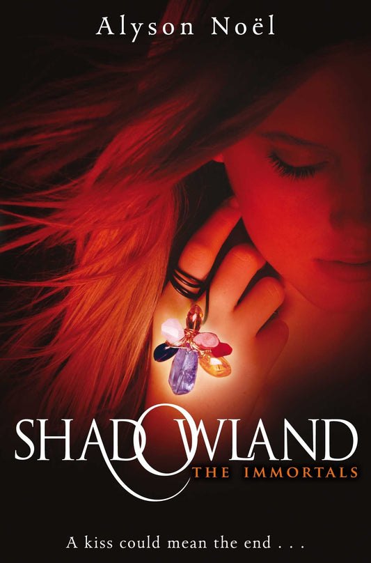 Shadowland by Alyson Noël - USED