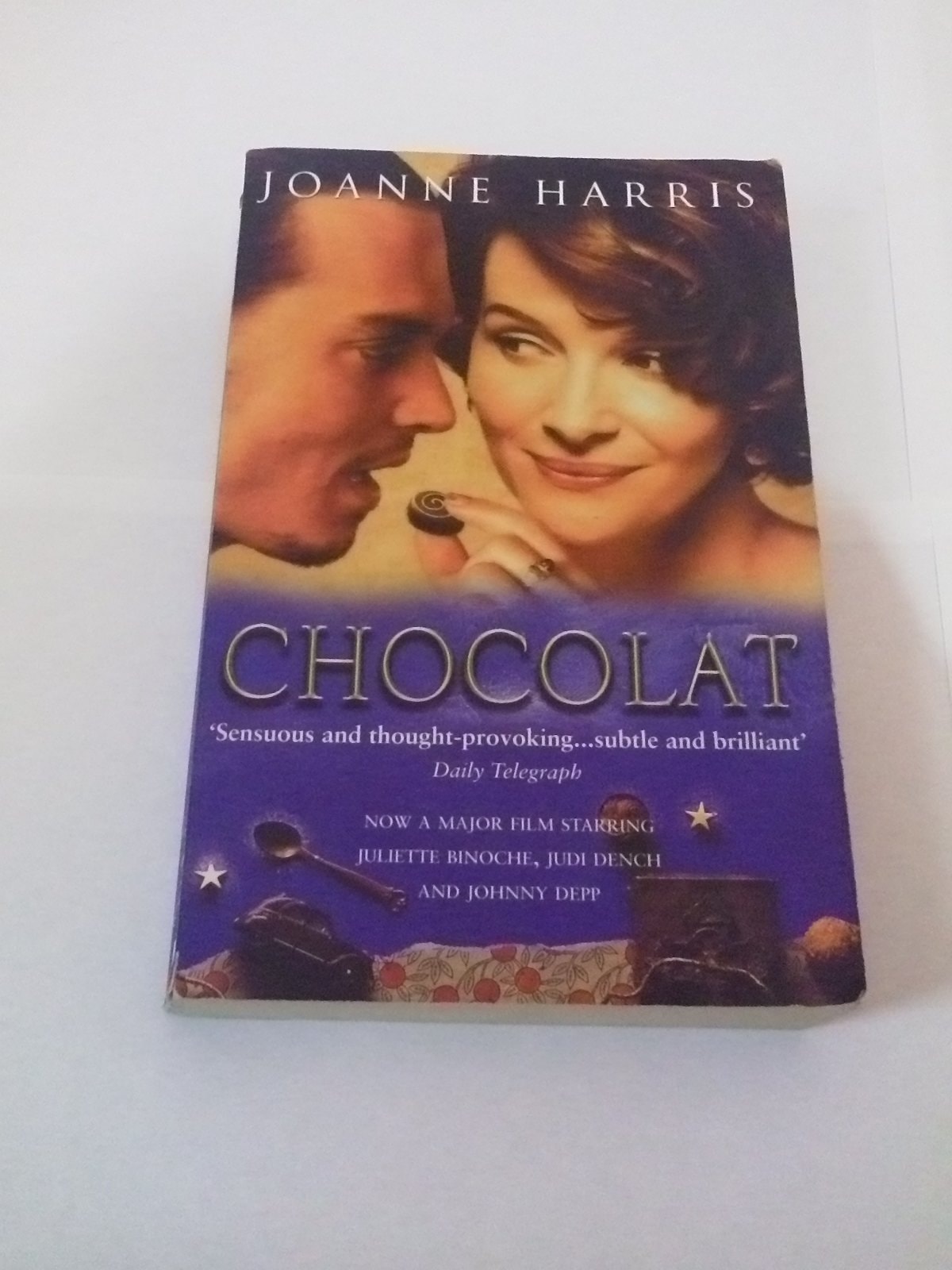 Chocolat (Film Tie-In) by Joanne Harris - USED