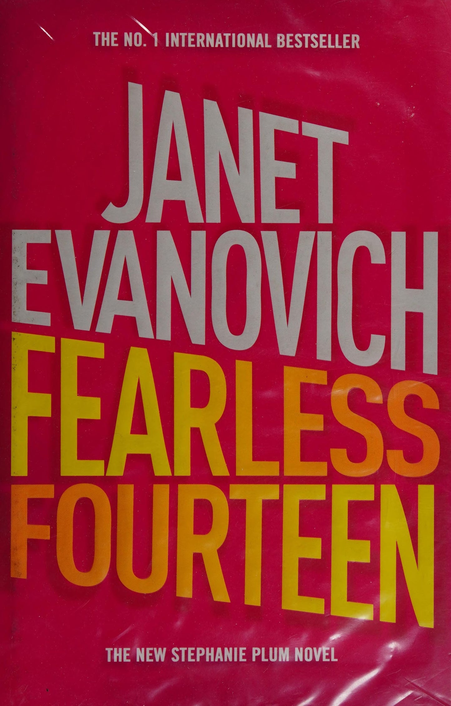 Fearless Fourteen: The New Stephanie Plum Novel by Janet Evanovich - USED