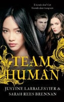 Team Human by Justine Larbalestier,Sarah Rees Brennan - USED