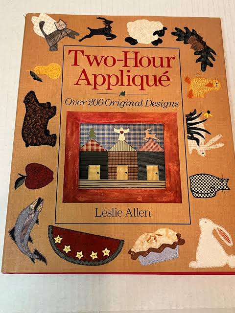 Two-hour Appliqué Over 200 Original Designs by Leslie Allen - USED Sterling Publishing Company